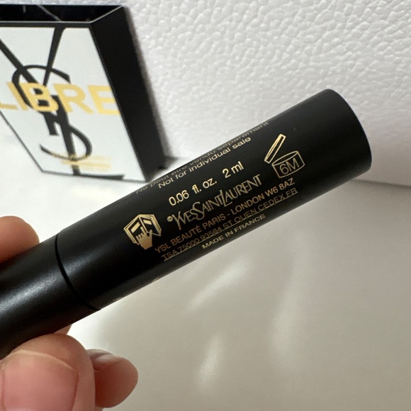 YSL Mini Makeup Set - Picture 5 of 12